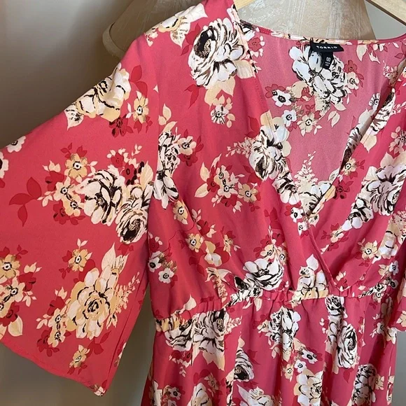 FLORAL WRAP GEORGETTE BABYDOLL BLOUSE CORAL Size 00 - Picture 12 of 15